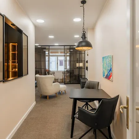 Apartment Linden Korzo For 2 Rijeka